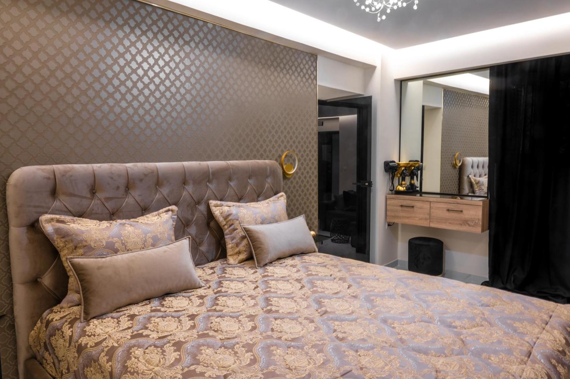 Holiday home Odysseus Luxury House