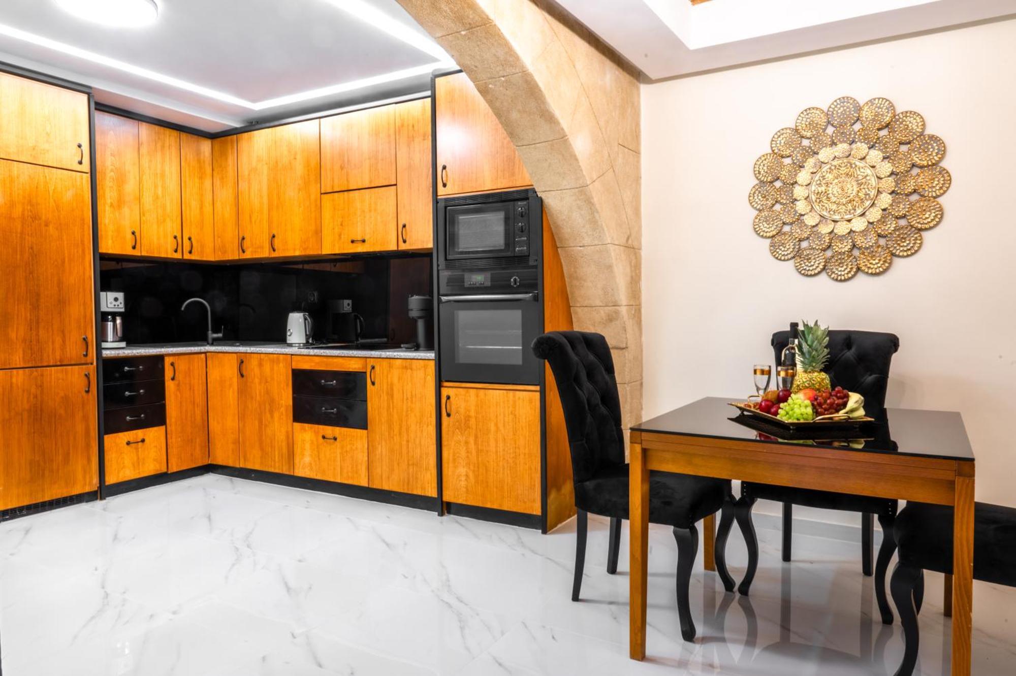 Odysseus Luxury House *
